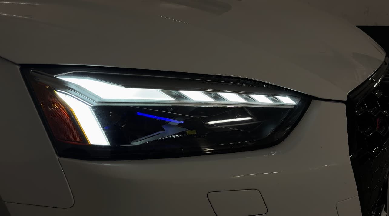 Audi S5 — Matrix & Blue Laser Activation