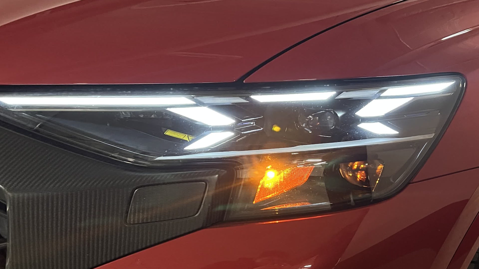 Audi headlights before Matrix activation